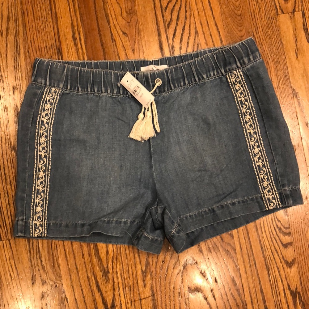 NWT LOFT elastic waist chambray/denim shorts